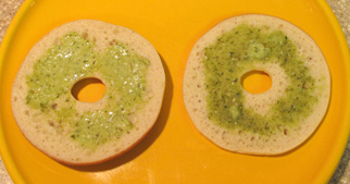7pestospreadonbagelsm